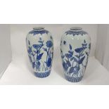 2 x Blue & white vases CONDITION: Please Note -  we do not make reference to the condition of lots