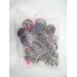 A very large quantity of assorted costume jewellery to include bracelets, necklaces etc CONDITION: