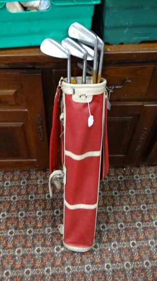 Golf : Six Tom Morris golf clubs in bag