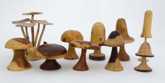 12 assorted toadstool groups made from turned wood. Some signed, to include toadstools made from - Image 4 of 7