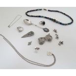 Assorted jewellery to include s silver brooch, silver charms, necklace, 2 hallmarked silver