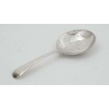A silver caddy spoon hallmarked Sheffield 1920 maker Cooper Brothers & Sons Ltd. 4" long (18g)