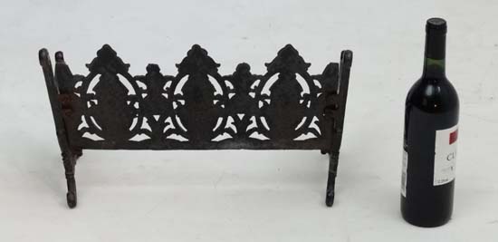 Garden and Agricultural : a miniature cast Iron Salesman's Sample of an ornate garden bench.  15 1/ - Image 2 of 4