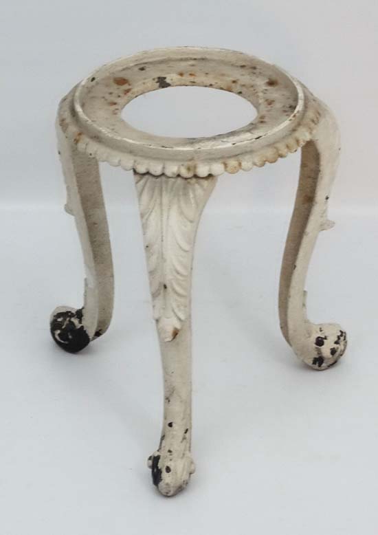 Garden and Agricultural : an unusual Victorian painted cast iron flower pot / Jardineire stand of