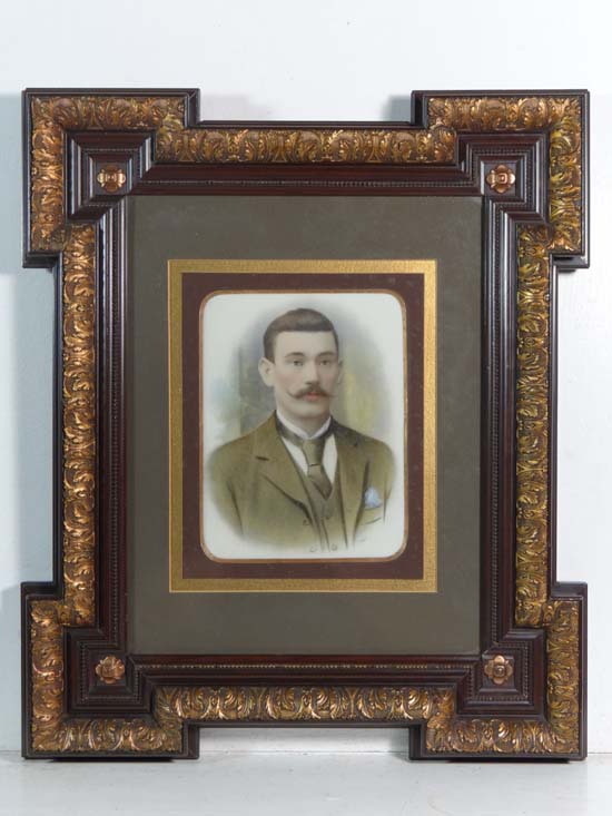 Frames : A pair of Kent framed late Victorian photograph portraits, each with mount 
Aperture of - Image 4 of 4