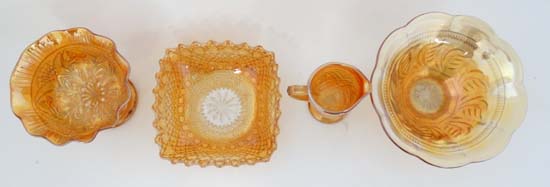 Carnival Glass : 9 assorted items of carnival glass to include bowl, jug, dishes etc. (9) CONDITION: - Image 8 of 8