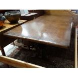 Oak dining table CONDITION: Please Note -  we do not make reference to the condition of lots