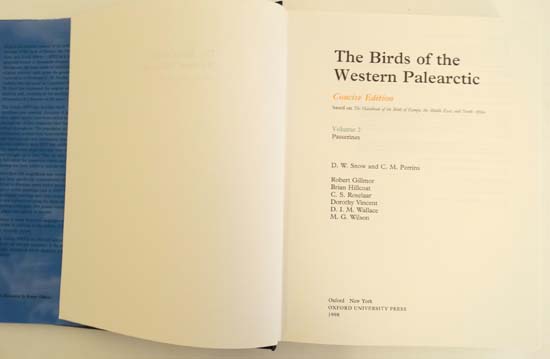 Books : '' The birds of the Western Palearctic '' Volumes 1 and 2, 1998 by D W Snow and C M - Image 8 of 8
