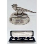 Sampson Mordan : A cased set of 4 novelty  table menu / place card holders modelled as Golden