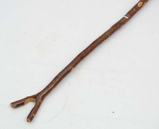 Thumb stick : A hazel shafted hand made stick with Y shaped Thumb piece to top, measuring  53 1/4" - Image 4 of 4