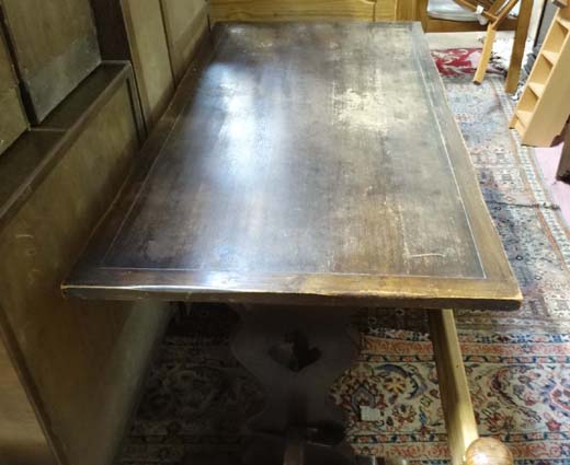 Oak refectory table  CONDITION: Please Note -  we do not make reference to the condition of lots - Image 2 of 3