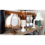 Quantity of assorted table lamps (6) CONDITION: Please Note -  we do not make reference to the