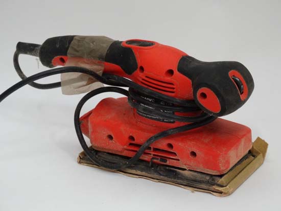 Black and Decker Sander CONDITION: Please Note -  we do not make reference to the condition of - Image 3 of 3