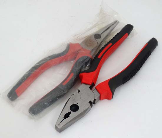 Two pairs of pliers (2) CONDITION: Please Note -  we do not make reference to the condition of
