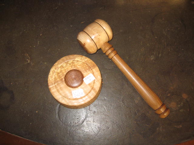 A WELSH LLANIDLOES OAK GAVEL, part spalted, with English ash shaft, and sounding block