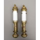 paire d'appliques tubes de train en laiton vers 1900:  l'une de G.N.R. Et l'autre de G.W.R.

H. 37