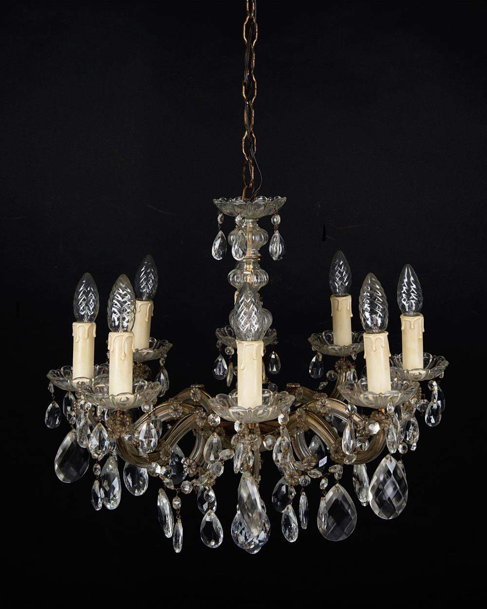 lustre à pendeloques en verre de Murano à 6 feux, années 50-60

H. 52 D. 58 cm