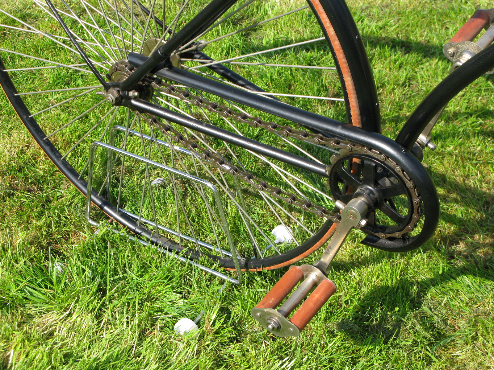 *A Solid-Tyred Safety Bicycle. A black-painted bicycle with good quality, old-style nickel-plating - Image 5 of 5