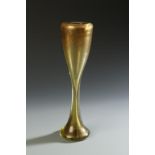 BARBINI: A TALL GOLD EFFECT VASE, with engraved signature 'Barbini Murano', and similar label, 10.5"