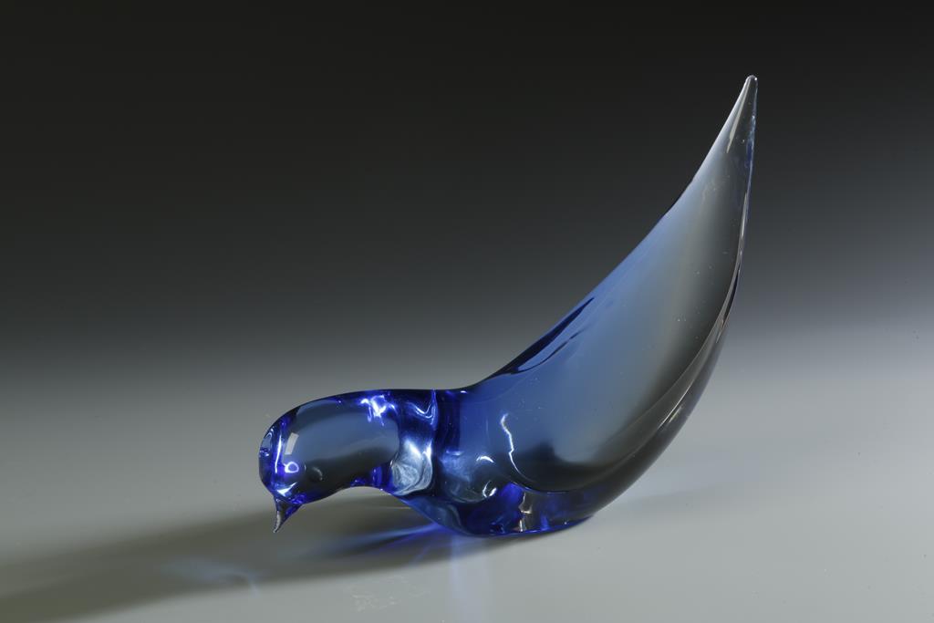 ALFREDO BARBINI: A BLUE GLASS DOVE, with engraved signature, 'A. Barbini', 8.5" wide. See