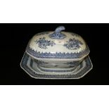 A Chinese Export blue and white decorated tureen with similar plate