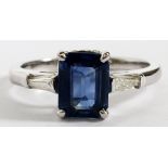 1.65CT NATURAL SAPPHIRE & DIAMOND LADY'S RING,  SIZE 5.75: A 14kt white gold lady's ring,