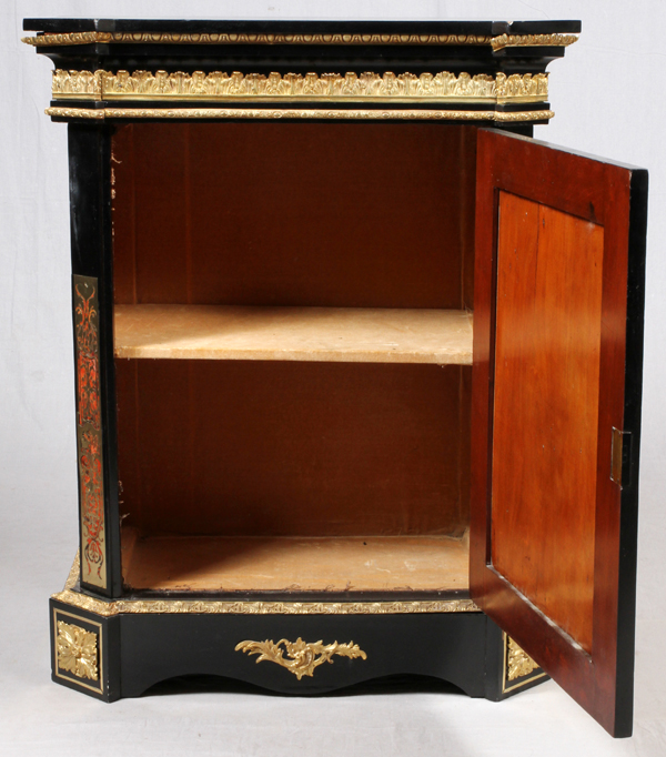 FRENCH BOULLE & BRONZE ORMOLU MOUNTED CABINET,  19TH C., H 44", W 34", D 17": A black lacquer  and - Image 4 of 5