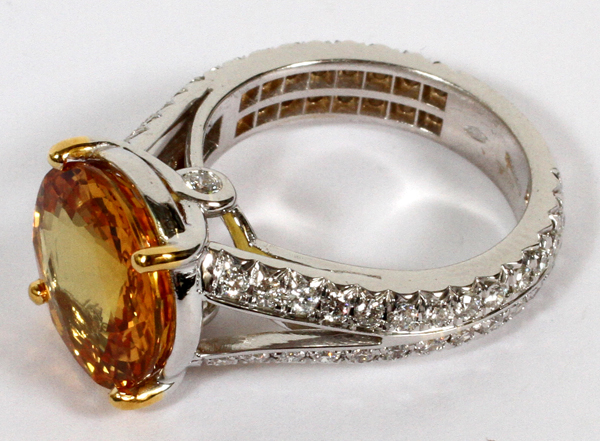 7.45CT NATURAL ORANGE YELLOW SAPPHIRE & DIAMOND  RING, SIZE 7, GIA: An 18kt white gold lady's  ring, - Image 2 of 3