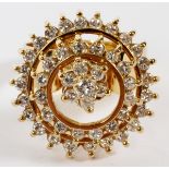 14KT YELLOW GOLD & DIAMOND SPIN RING: With 2 rows of diamonds, 16 and 24 diamonds in spin circles as