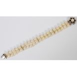 PEARL DOUBLE-STRAND BRACELET WITH SAPPHIRE & PEARL CLASP, L 7 1/4": Individually knotted pearls,