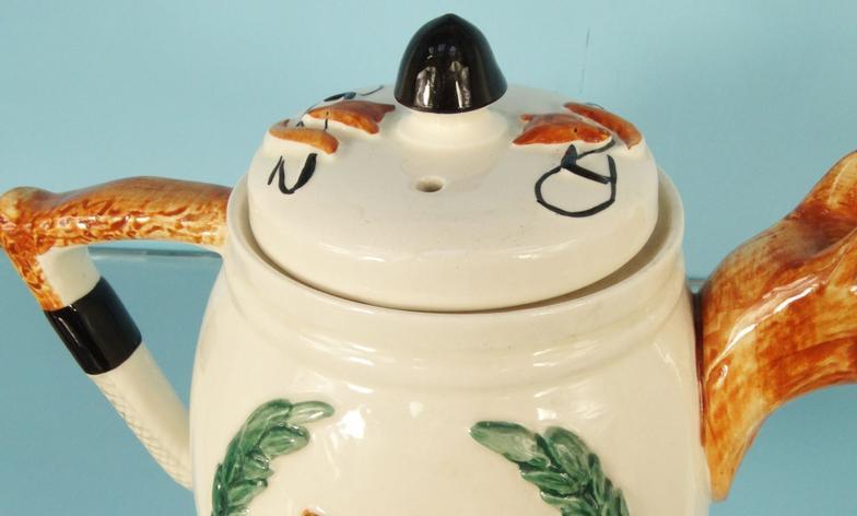 Wedgwood John Peel jar and cover with silver collar, together with a huntsman teapot and jug : For - Image 5 of 18