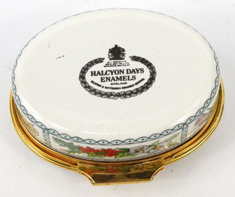 Six enamelled Halcyon Days trinkets : For Condition Reports please visit www.eastbourneauction.com - Image 7 of 9