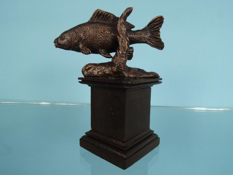 Bronzed carp trophy, 13cm high : For Condition Reports please visit www.eastbourneauction.com - Image 2 of 9