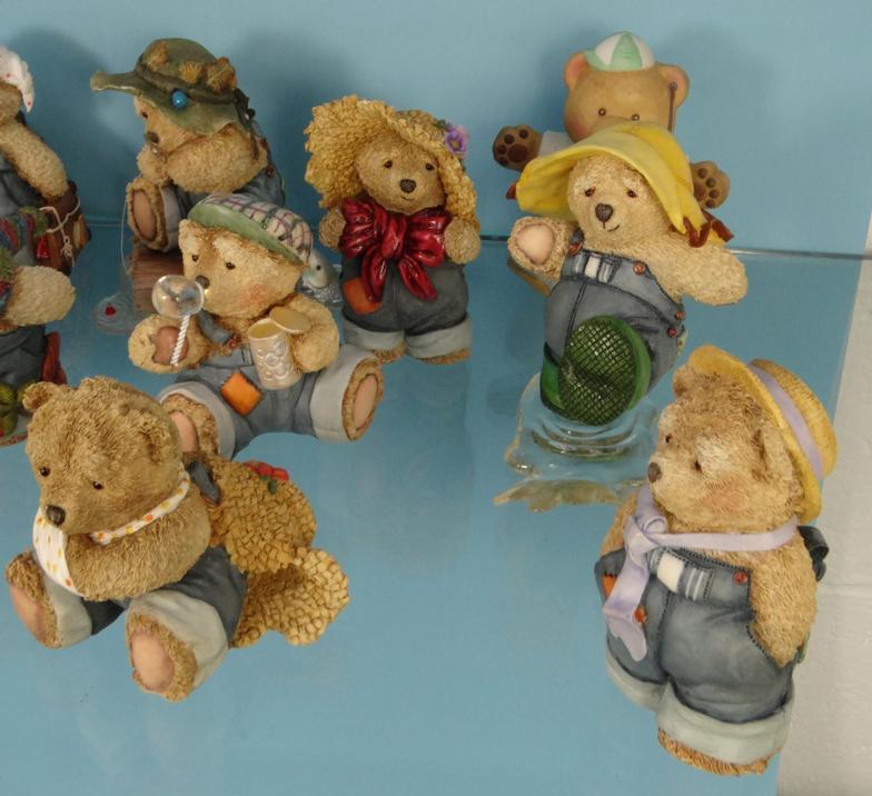 Large collection of Barley Bear collectable figures with boxes : For Condition Reports please - Image 2 of 6