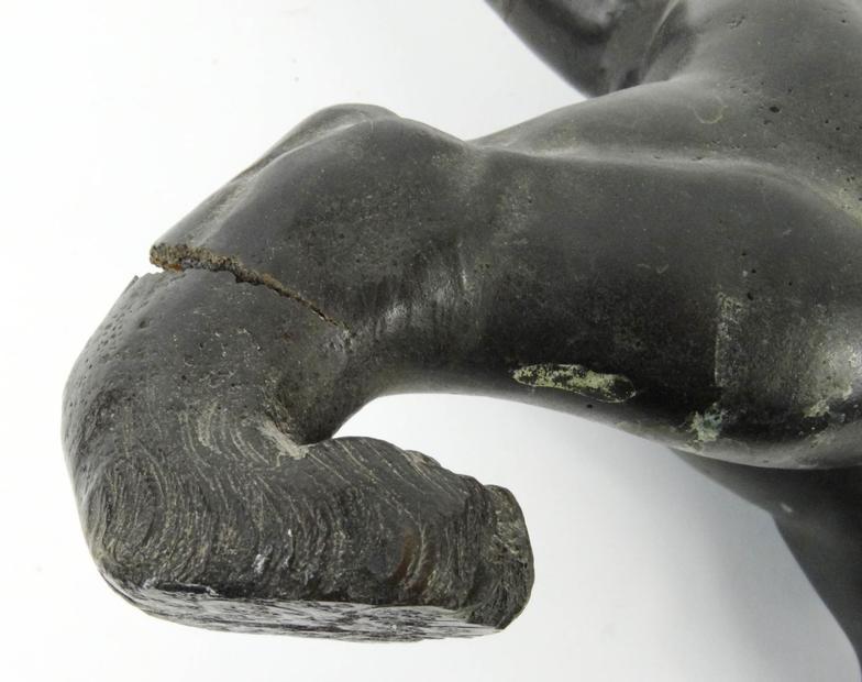 Large oriental bronze study of a lion, character marks to the belly, 52cm long : For Condition - Image 8 of 9