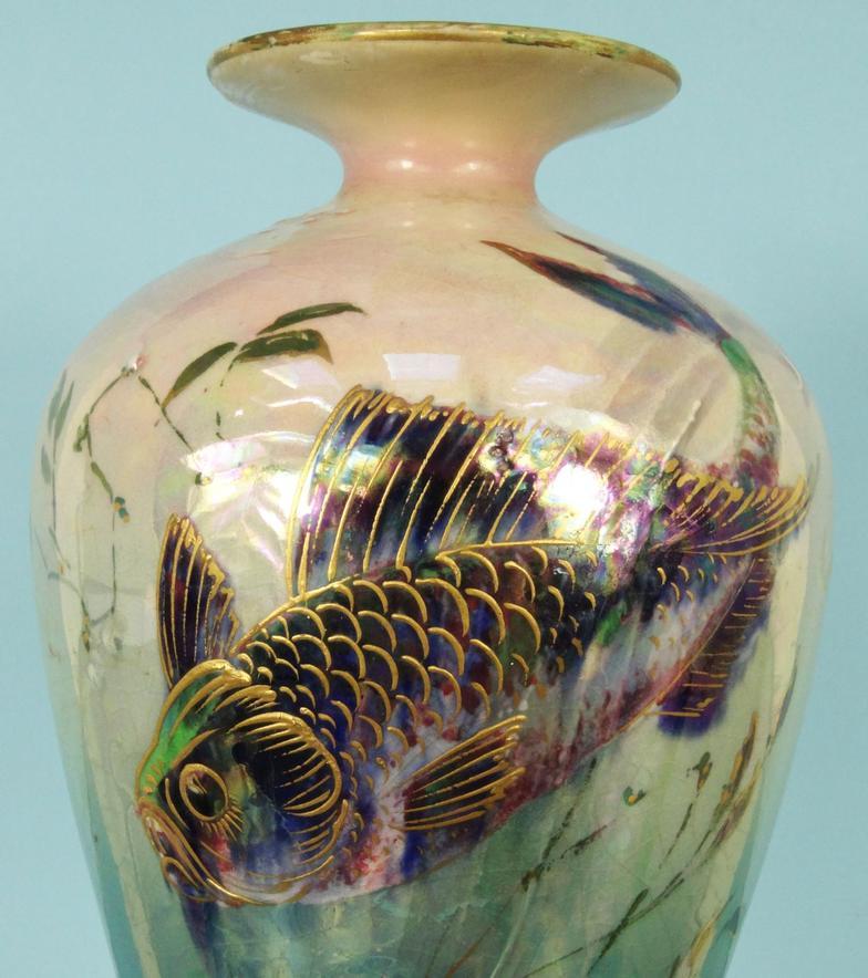 Shelley lustre vase decorated with swimming fish, 26cm high : For Condition Reports please visit - Image 3 of 6