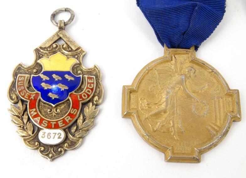 Selection of silver and enamel Masonic jewels, together with a silver Gratitude medal, the largest - Image 2 of 4
