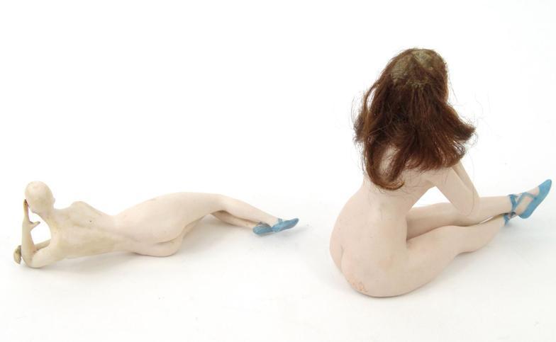 Two novelty Edwardian bisque nude bathing ladies, both wearing blue ballet shoes, one with hair wig, - Image 3 of 3