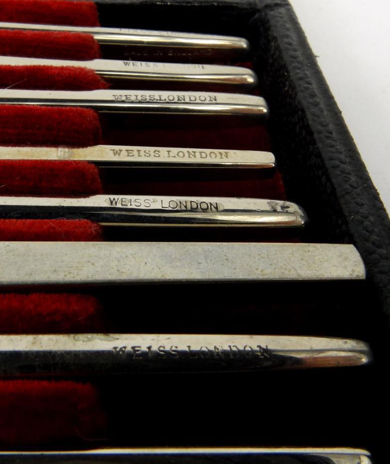 Three boxes of surgeon's scalpels including John Vice & Son ivory handled examples, the longest 14cm - Image 2 of 4