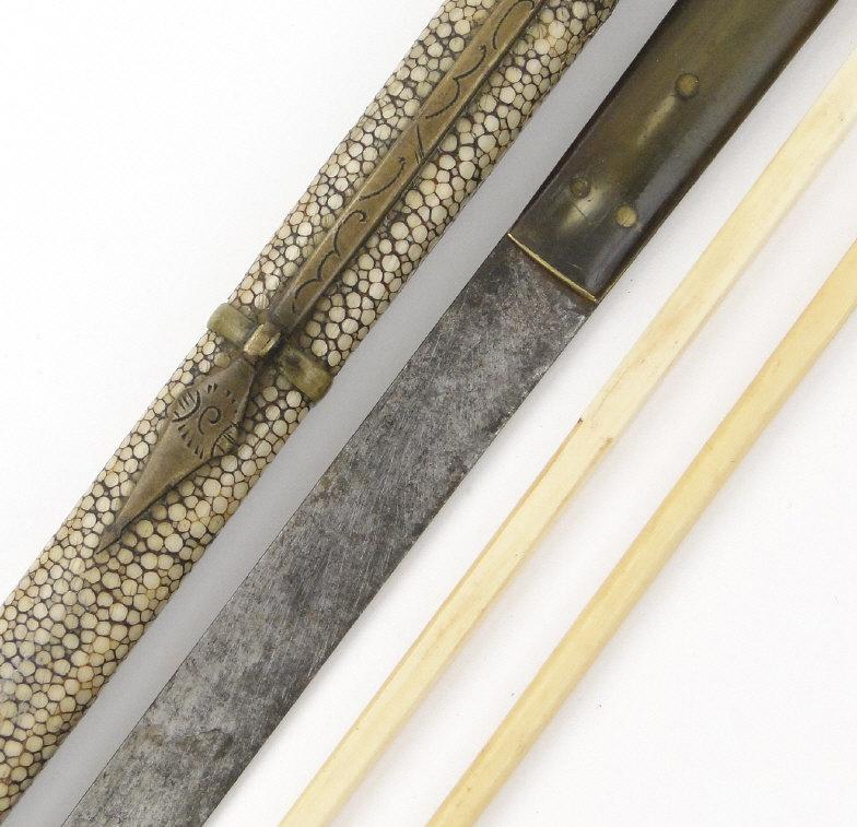 Set of oriental ivory chopsticks and a horn handled knife with steel blade, housed in a shagreen - Image 3 of 3