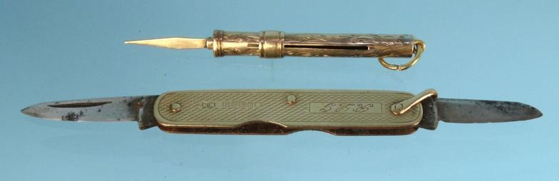 9ct gold propelling tooth pick and 9ct gold cased pocket knife : For Condition Reports please