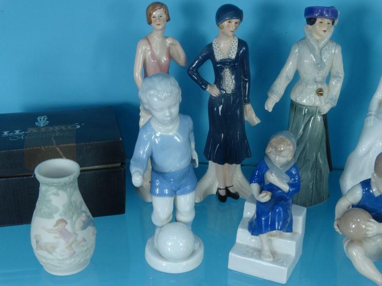 Collectable china figures including Spode, Royal Doulton and Lladro examples : For Condition Reports - Image 3 of 6