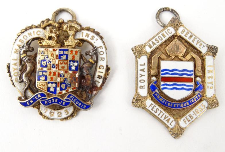 Selection of silver and enamel Masonic jewels, together with a silver Gratitude medal, the largest - Image 3 of 4