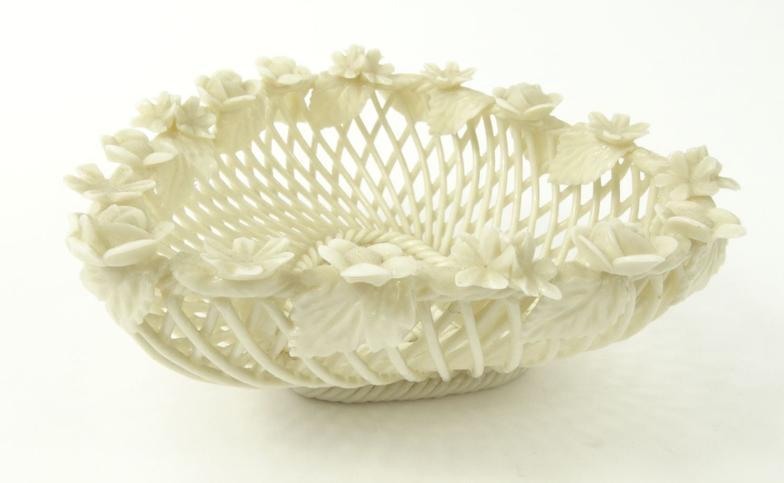 Belleek pierced floral heart shaped china basket, impressed Belleek mark to base, 12cm long : For - Image 2 of 8