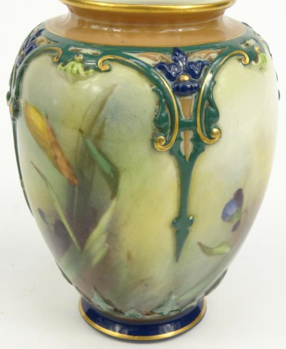 Royal Worcester porcelain vase hand painted with panels of daffodils, initialled 'JH' and numbered - Image 6 of 11