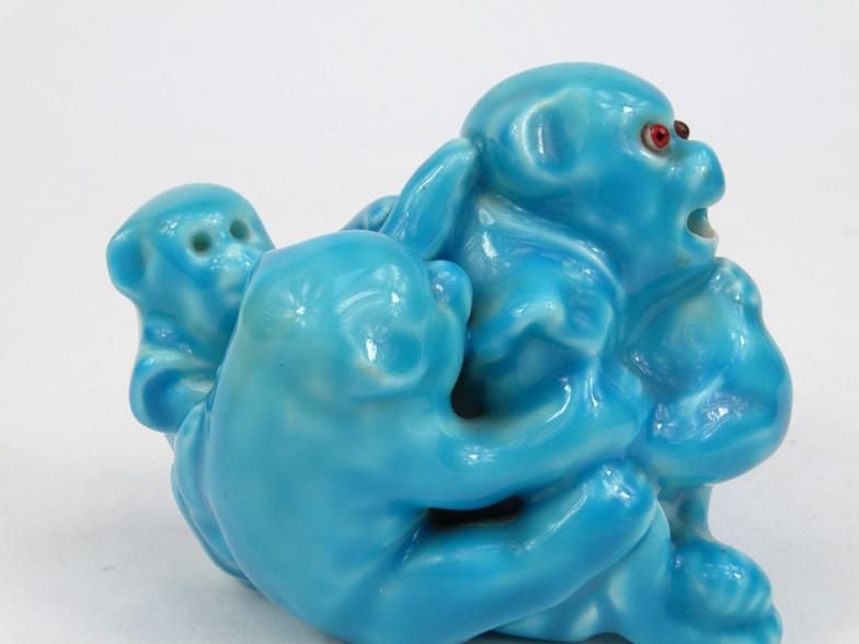 Good quality porcelain model of a group of monkeys in a turquoise glaze with red beaded glass - Image 3 of 9