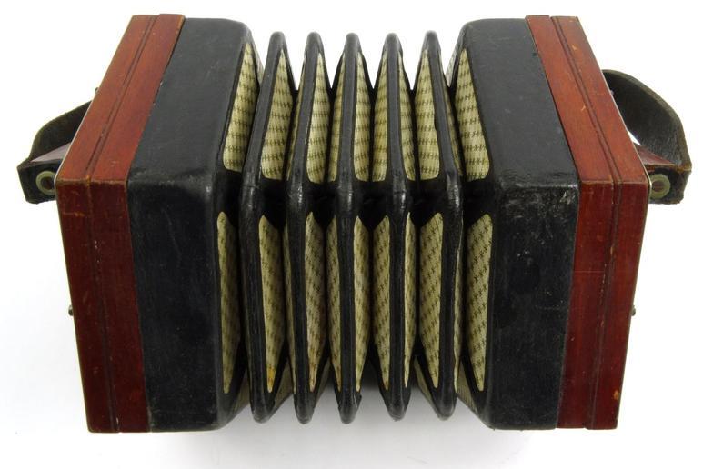 Lachenal & Co 30 key accordion, in original wooden case, 16cm long : For Condition Reports please - Image 5 of 8