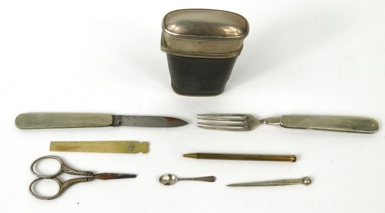Victorian cased etui including scissors, folding fork, penknife, miniature spoons, etc, 10cm - Image 4 of 6