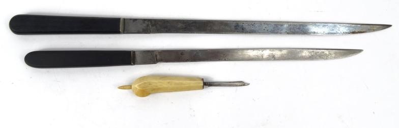 Two Victorian ebony handled surgeon's knives, Thompson and Henry Street, Dublin, and McLeod, 2 - Image 4 of 5