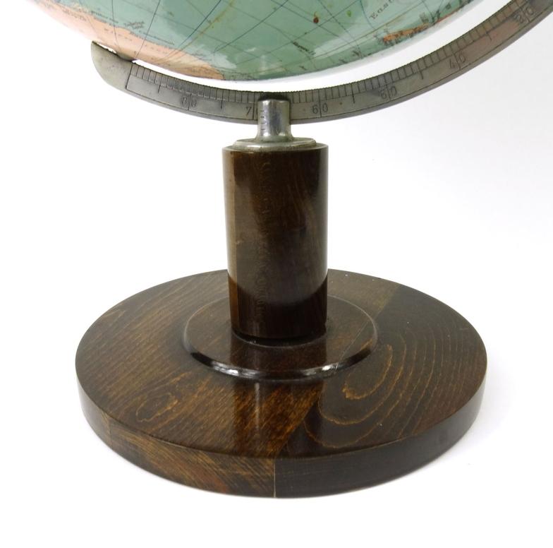 Doctor R. Neuse Columbus geographical globe, mounted on a wooden stand, 50cm high : For Condition - Image 3 of 3